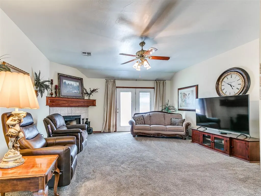 Photo 27 — 2404 SW 99th Street, Oklahoma City, OK 73159