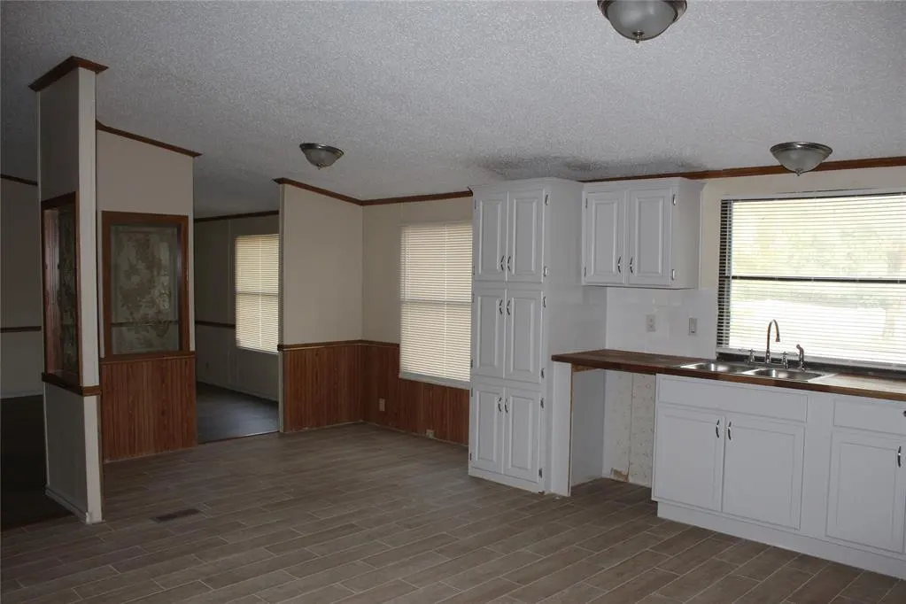 Photo 2 — 910183 S 3380 Road, Chandler, OK 74834