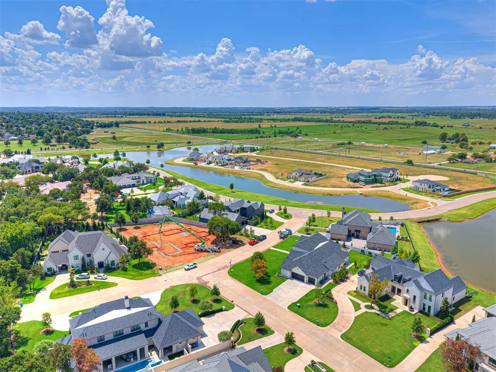Photo 6 — 2611 Brixton Drive, Norman, OK 73072