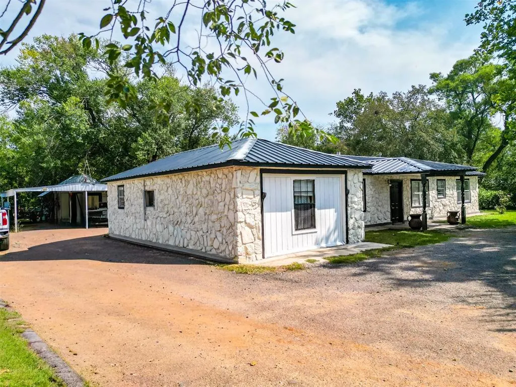 Photo 2 — 520 S Main Street, Lexington, OK 73051