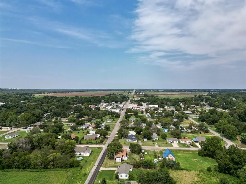 Photo 34 — 520 S Main Street, Lexington, OK 73051
