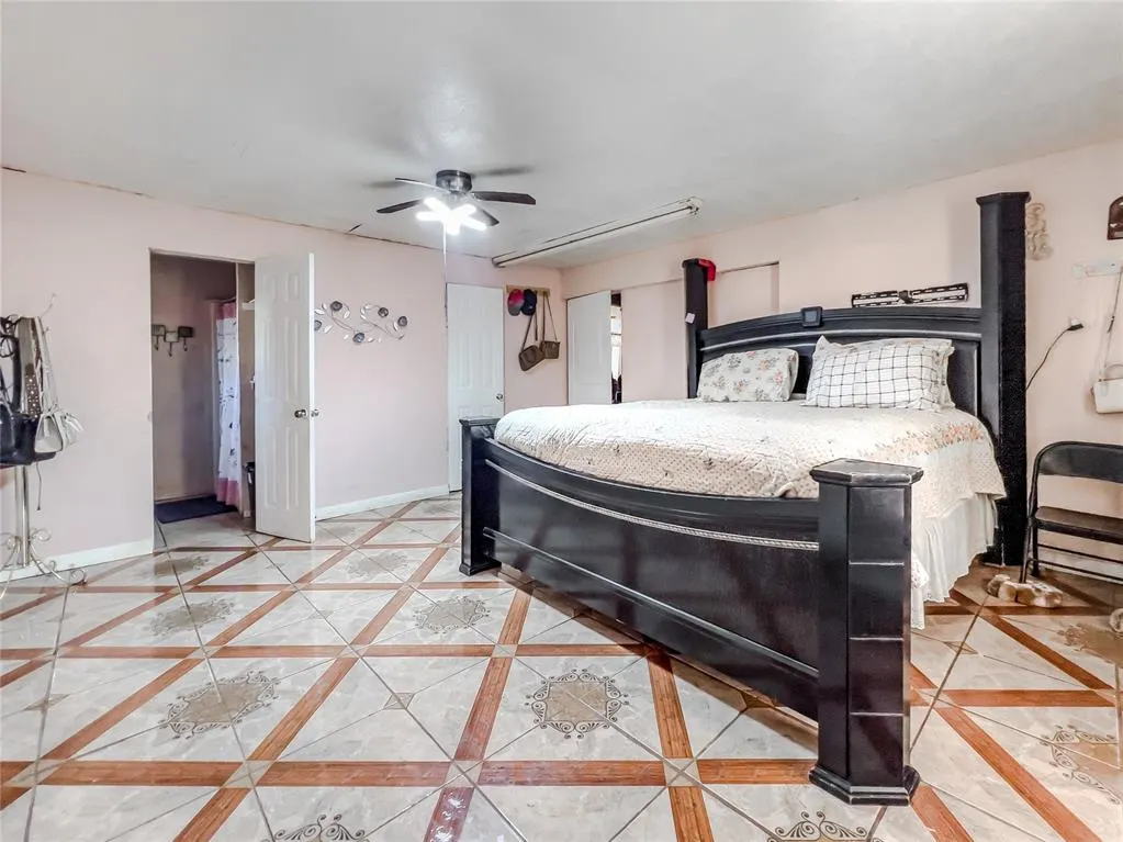 Photo 12 — 520 S Main Street, Lexington, OK 73051