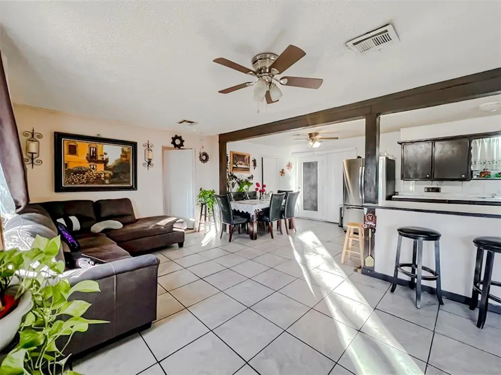 Photo 8 — 520 S Main Street, Lexington, OK 73051