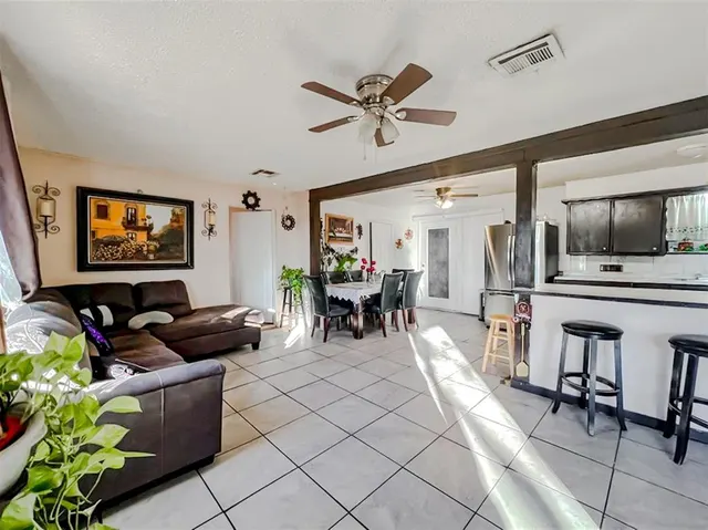 Photo 8 — 520 S Main Street, Lexington, OK 73051