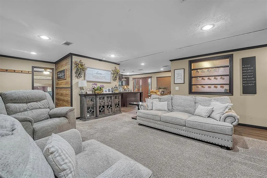Photo 4 — 11775 N 2240 Road, New Cordell, OK 73632