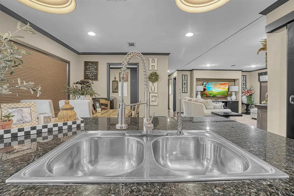 Photo 10 — 11775 N 2240 Road, New Cordell, OK 73632