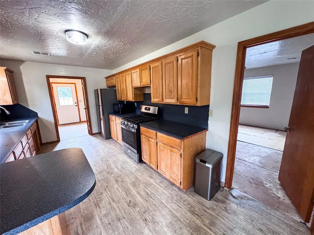 Photo 19 — 99104 N 3750 Road, Okemah, OK 74859