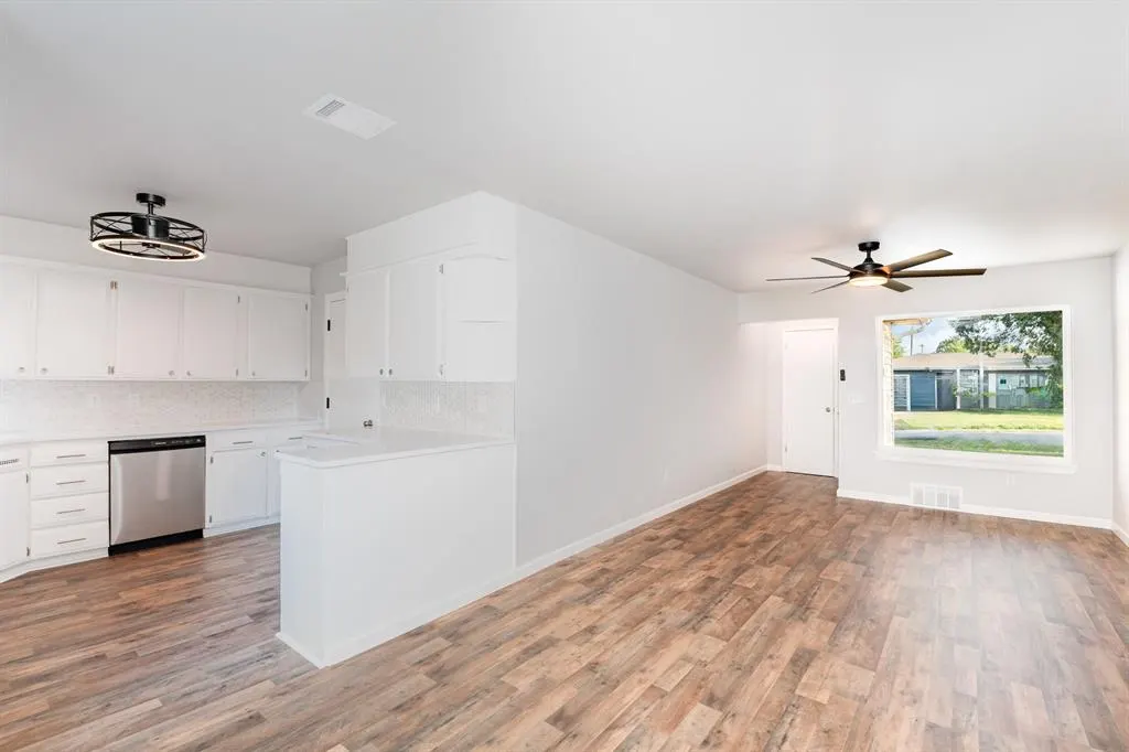 Photo 10 — 2202 SW 53rd Street, Oklahoma City, OK 73119