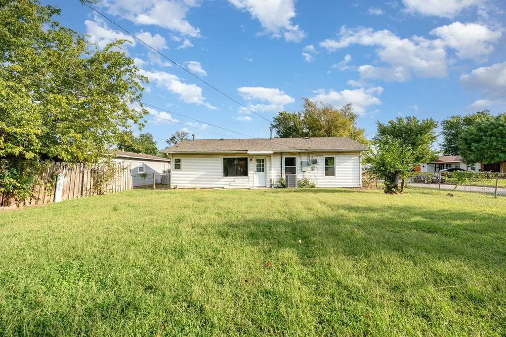Photo 26 — 2202 SW 53rd Street, Oklahoma City, OK 73119