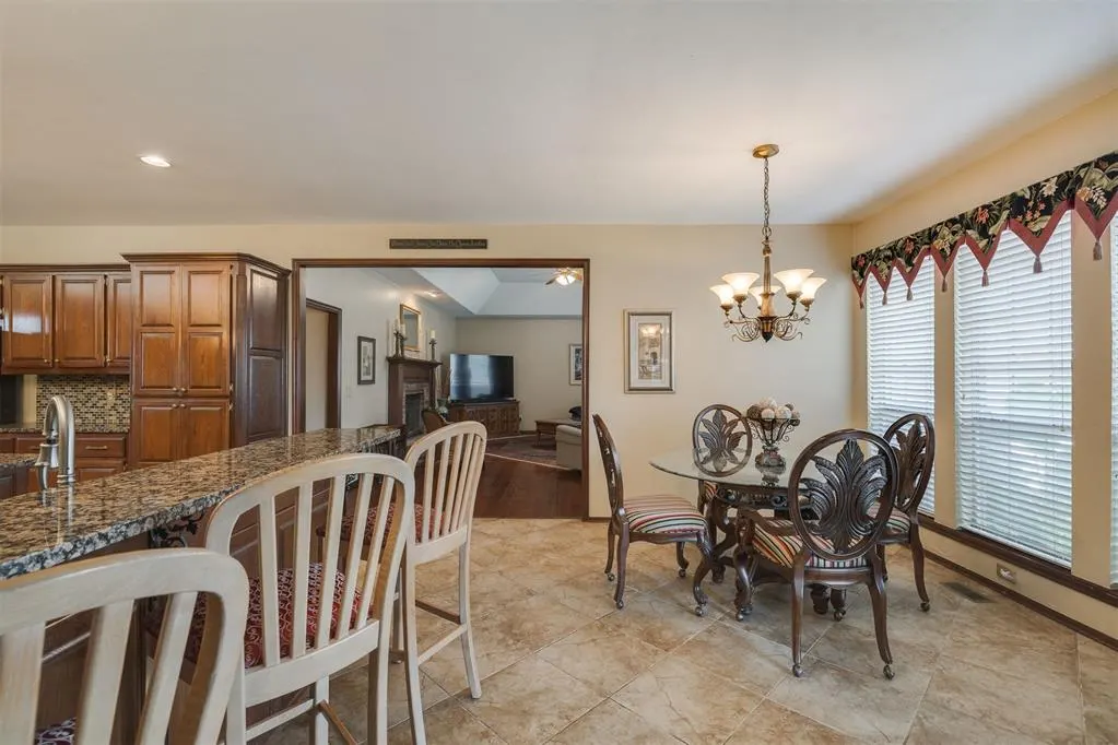 Photo 11 — 9205 SW 25th Street, Oklahoma City, OK 73128