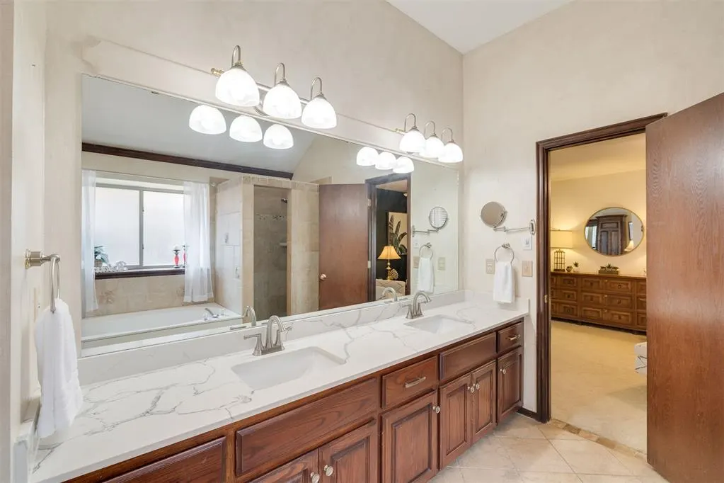 Photo 18 — 9205 SW 25th Street, Oklahoma City, OK 73128