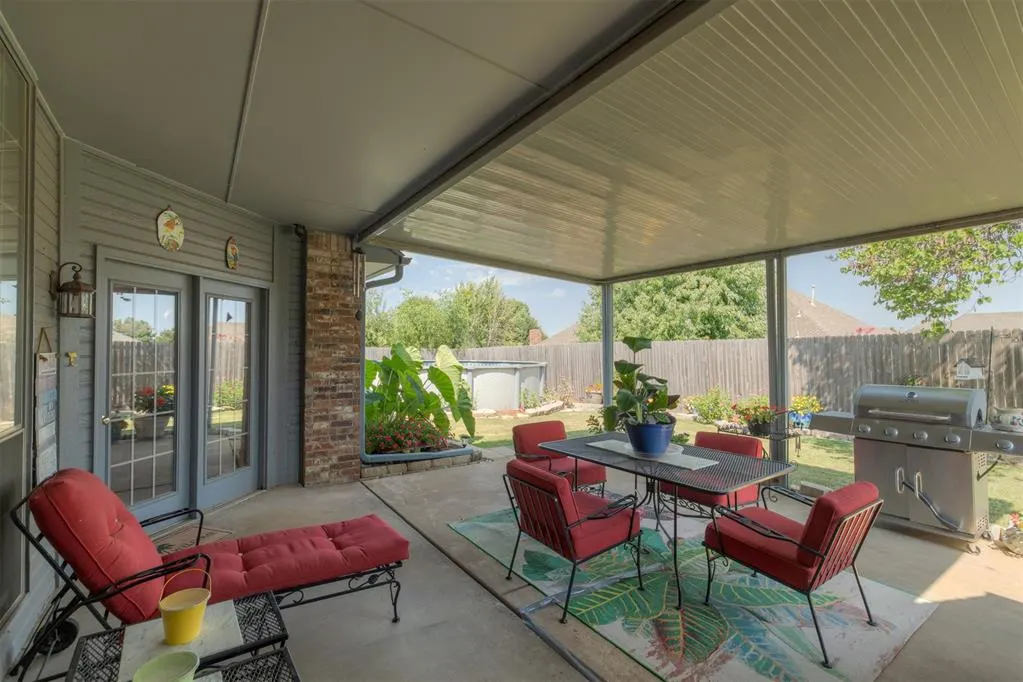 Photo 31 — 9205 SW 25th Street, Oklahoma City, OK 73128