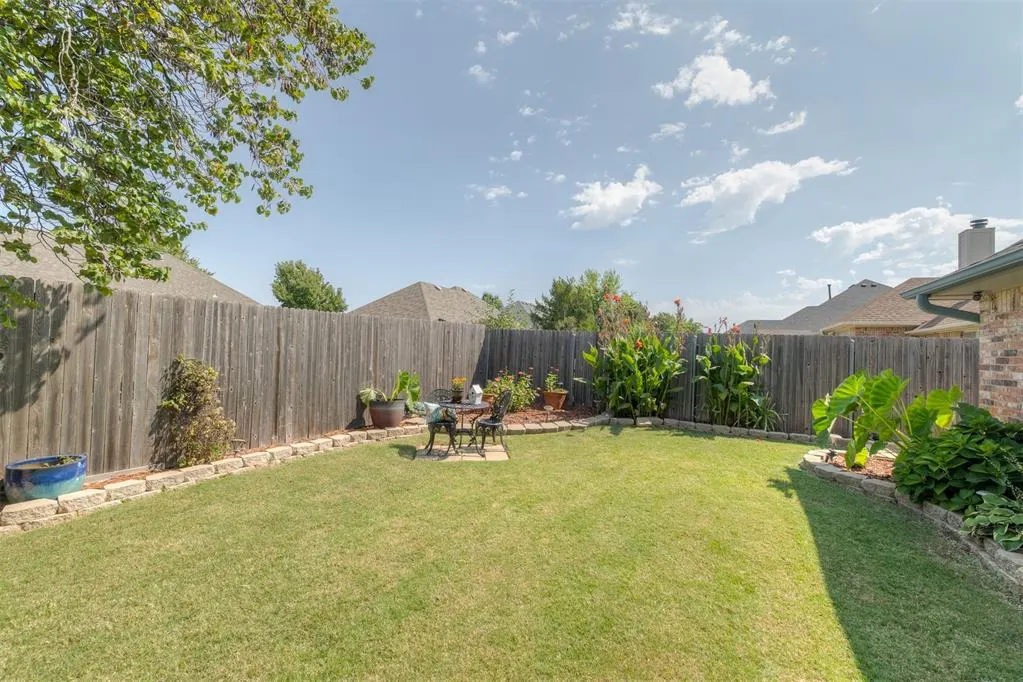 Photo 32 — 9205 SW 25th Street, Oklahoma City, OK 73128