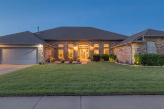 Sold home at 9205 SW 25th Street