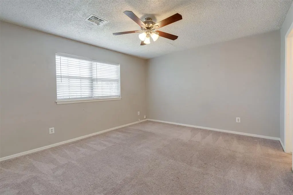 Photo 16 — 3021 W Wilshire Boulevard, Oklahoma City, OK 73116