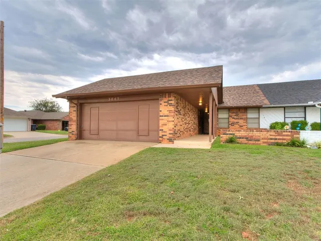Photo 4 — 3845 Southwind Avenue, Oklahoma City, OK 73179