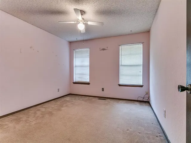 Photo 6 — 3845 Southwind Avenue, Oklahoma City, OK 73179