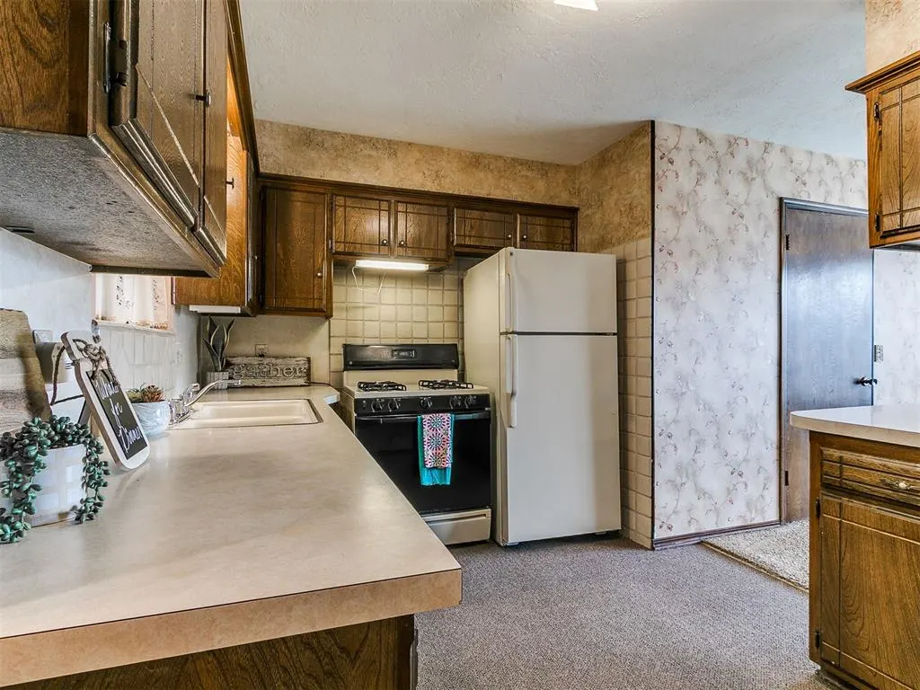 Photo 19 — 3845 Southwind Avenue, Oklahoma City, OK 73179