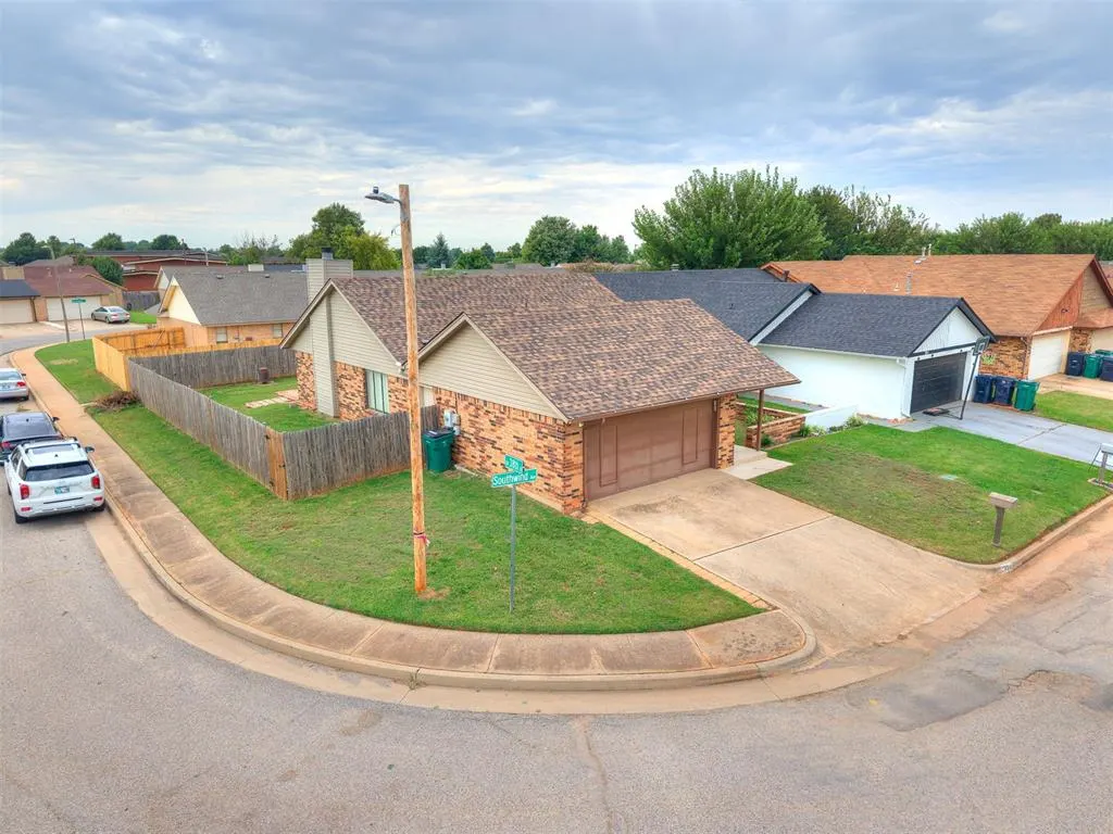 Photo 36 — 3845 Southwind Avenue, Oklahoma City, OK 73179