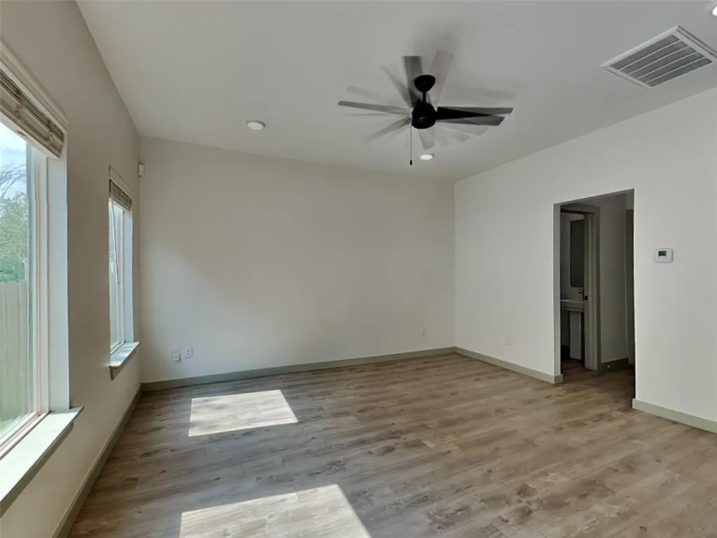 Photo 2 — 13526 Vinita Drive, Oklahoma City, OK 73142
