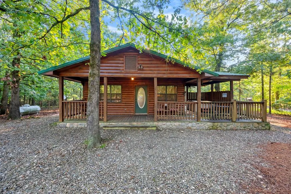 Front exterior — 320 Orca Road, Broken Bow, OK 74728