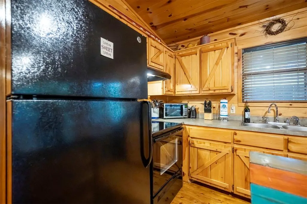 Photo 15 — 320 Orca Road, Broken Bow, OK 74728