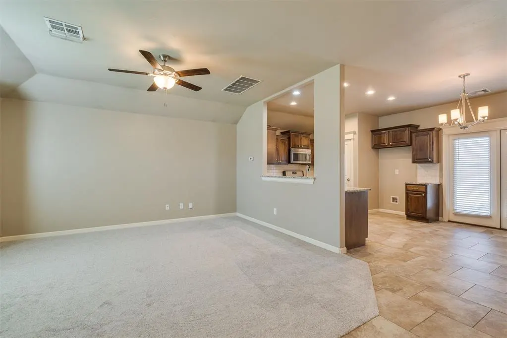 Photo 6 — 8609 SW 36th Terrace, Oklahoma City, OK 73179