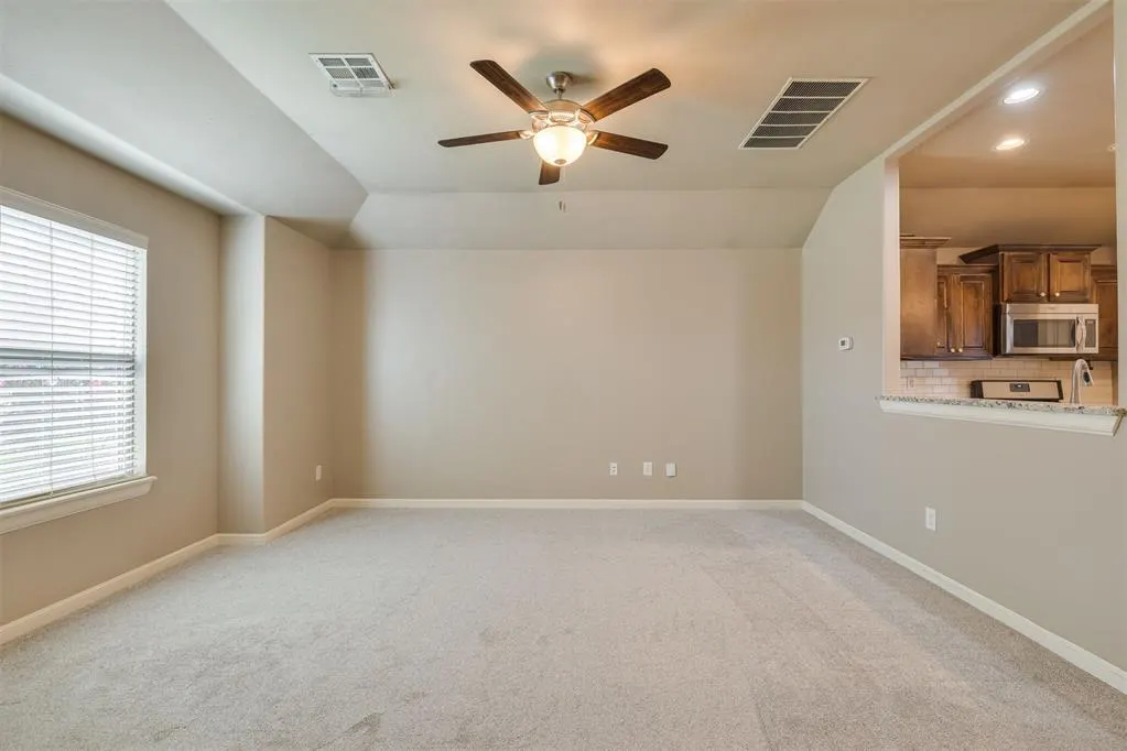 Photo 7 — 8609 SW 36th Terrace, Oklahoma City, OK 73179