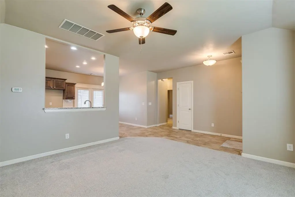 Photo 10 — 8609 SW 36th Terrace, Oklahoma City, OK 73179
