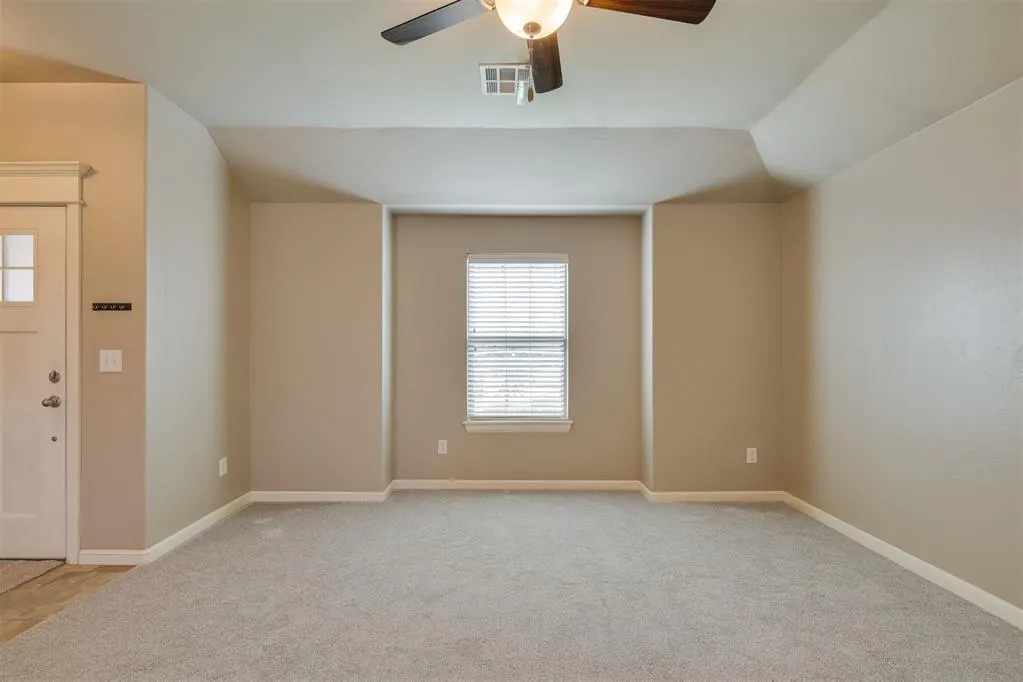 Photo 13 — 8609 SW 36th Terrace, Oklahoma City, OK 73179