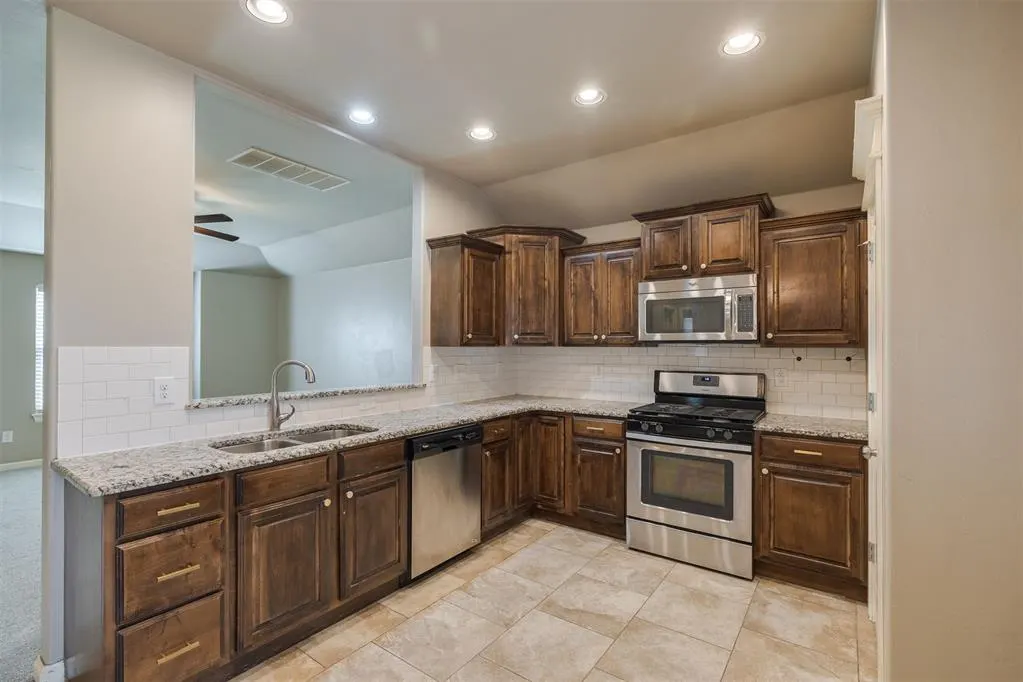 Photo 19 — 8609 SW 36th Terrace, Oklahoma City, OK 73179