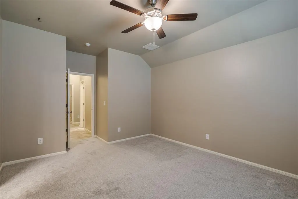 Photo 26 — 8609 SW 36th Terrace, Oklahoma City, OK 73179