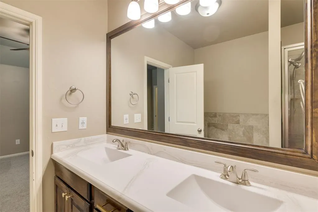 Photo 31 — 8609 SW 36th Terrace, Oklahoma City, OK 73179