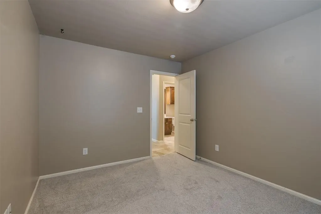 Photo 37 — 8609 SW 36th Terrace, Oklahoma City, OK 73179