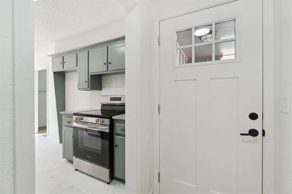 Photo 4 — 228 NW 88th Street, Oklahoma City, OK 73114