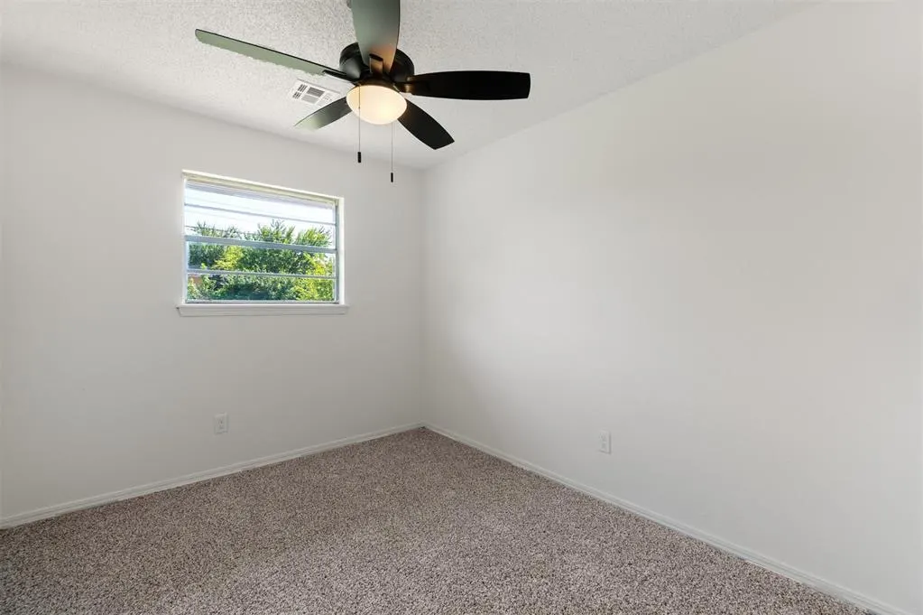 Photo 23 — 228 NW 88th Street, Oklahoma City, OK 73114