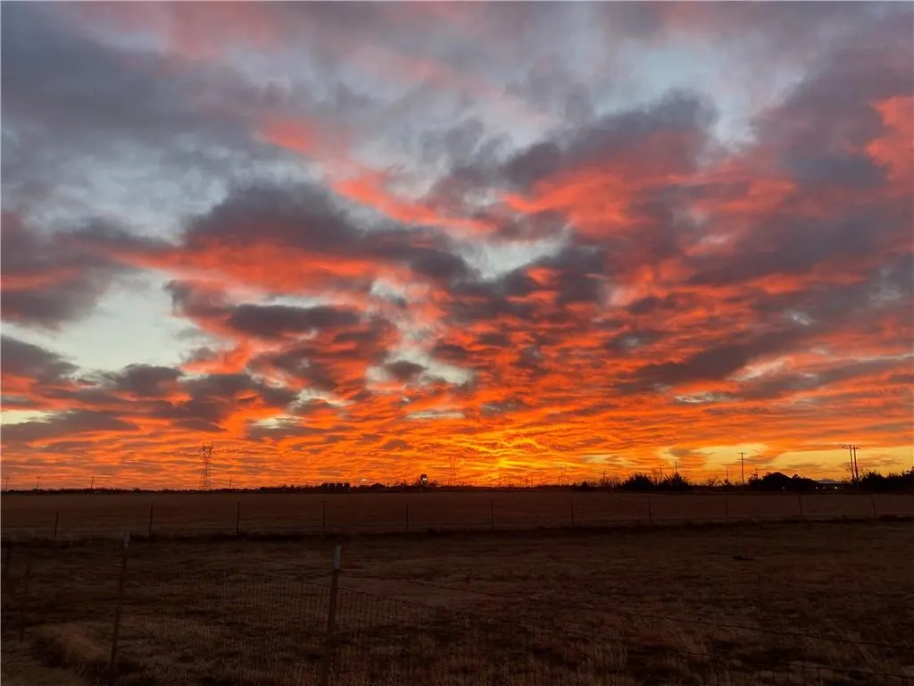 Photo 3 — 4800 Old Farm Road, El Reno, OK 73036