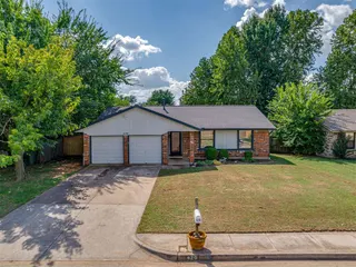 Sold home at 420 Brighton Drive