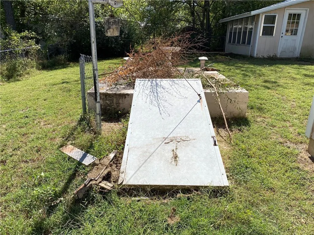 Photo 3 — 212 E Beech Street, Tecumseh, OK 74873