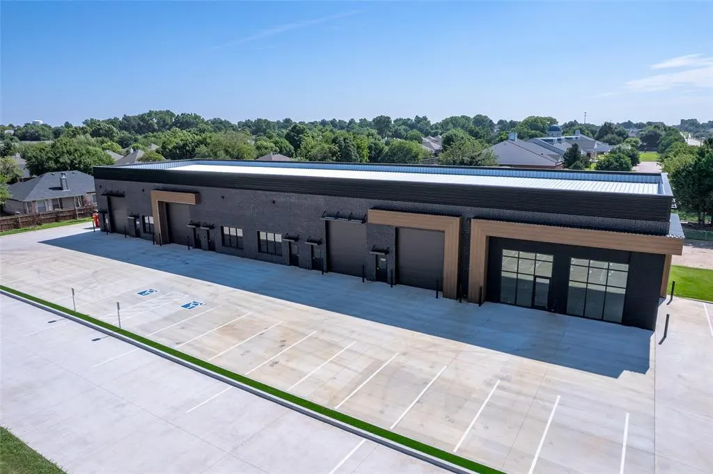Photo 2 — 4701 W Main Street 105, Norman, OK 73072