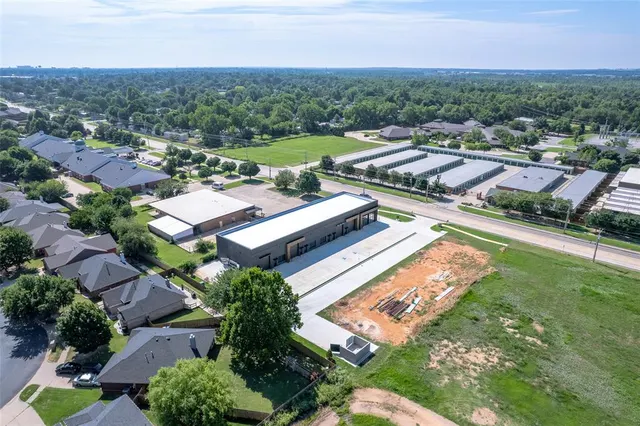 Photo 8 — 4701 W Main Street 105, Norman, OK 73072