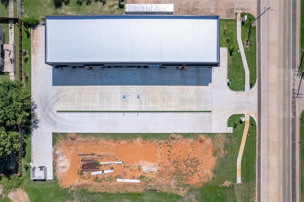 Photo 12 — 4701 W Main Street 105, Norman, OK 73072