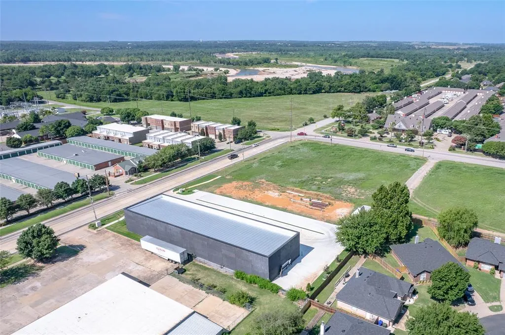 Photo 13 — 4701 W Main Street 105, Norman, OK 73072