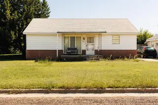 Sold home at 801 NW 11TH Street