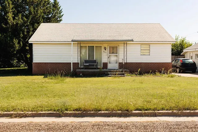 Front exterior — 801 NW 11TH Street, Guymon, OK 73942
