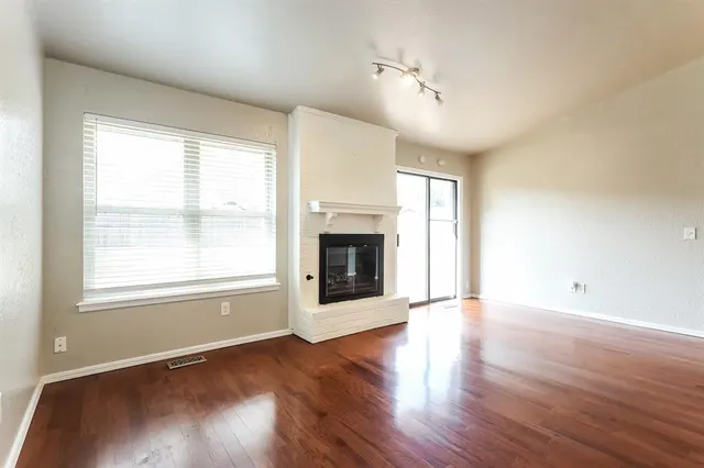 Photo 4 — 1901 Gray Fox Drive, Edmond, OK 73003
