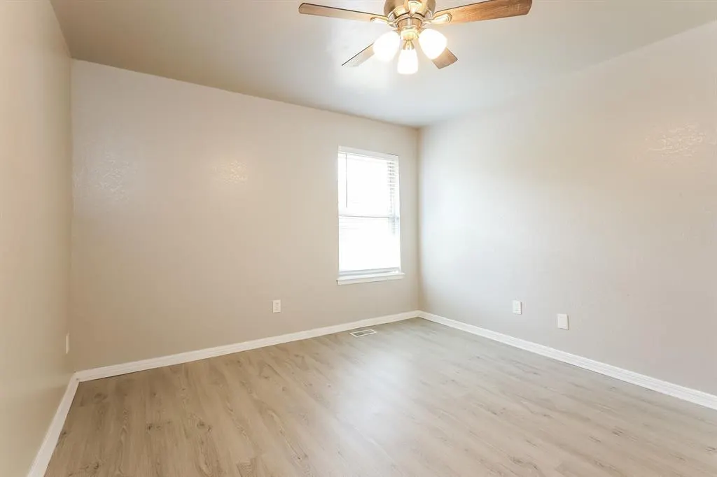 Photo 8 — 1901 Gray Fox Drive, Edmond, OK 73003