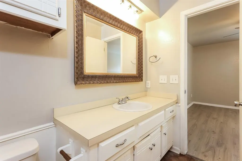 Photo 10 — 1901 Gray Fox Drive, Edmond, OK 73003