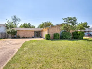 Sold home at 6712 NW 61st Street