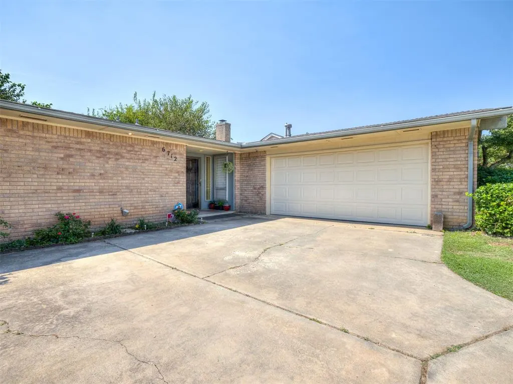 Photo 2 — 6712 NW 61st Street, Warr Acres, OK 73122